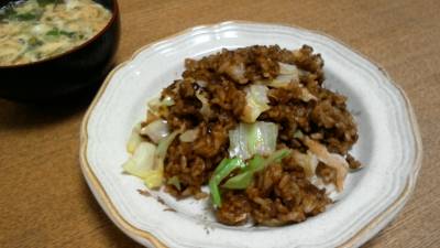 豚ひき肉とキャベツのみそチャーハン