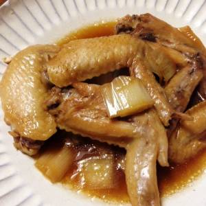 鶏手羽先の黒酢煮