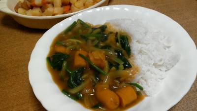 新たまねぎとソーセージの和風カレー