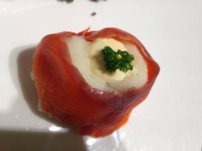 新じゃがのサーモン巻き