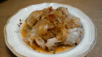 手羽元とキャベツの蒸し煮
