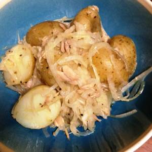 新じゃがと新たまねぎのサラダ