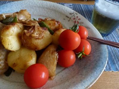 新じゃがの煮っころがし