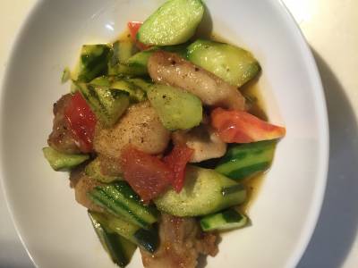 きゅうりと鶏肉の甘酢炒め