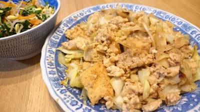 キャベツと厚揚げのみそ炒め