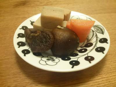 干ししいたけと高野豆腐の煮しめ