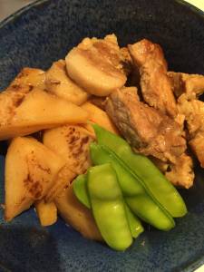 たけのこと豚バラの炊いたん