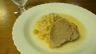 豚肉と白いんげんの煮込み