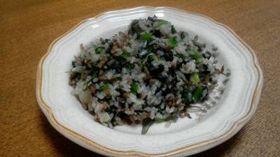 小松菜とひき肉のチャーハン