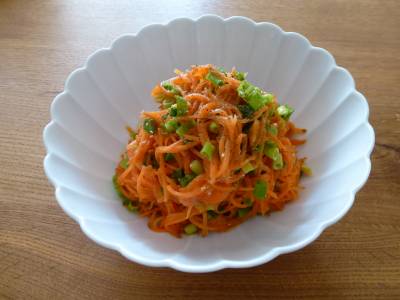 春にんじんのせん切りサラダ~洋風サラダ~