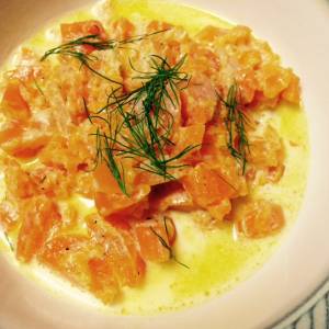 春にんじんの蒸し煮スープ