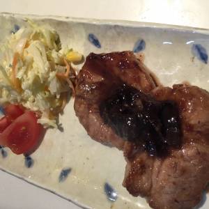 豚肉ソテー プルーン仕立て