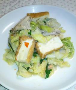 キャベツと厚揚げのみそ炒め