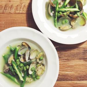 グリンピースとあさりのスープ