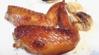 手羽先のにんにくじょうゆ焼き