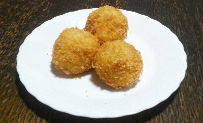 ハーフコロッケ