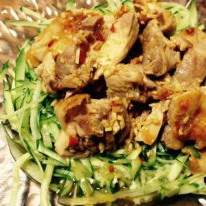 きゅうりと鶏肉のピリ辛あえ