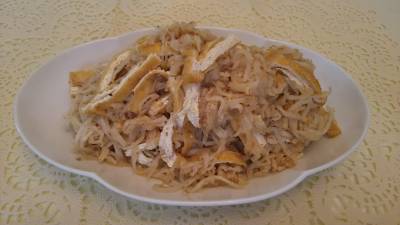 もやしと切り干し大根のごま酢あえ