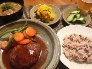 ドミグラハンバーグ