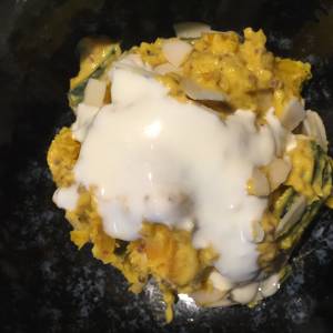 かぼちゃとブロッコリーのアーモンドサラダ