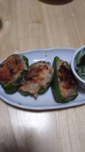 ピーマンのえび肉詰め