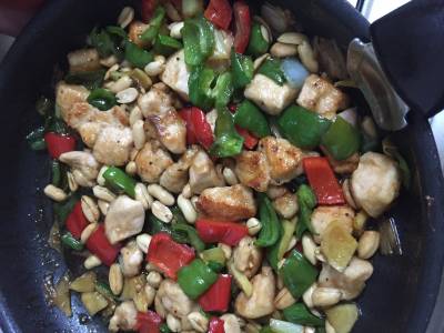 鶏むねカシューナッツ炒め