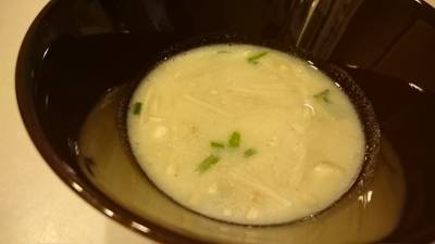 もやしとあさりの豆乳スープ