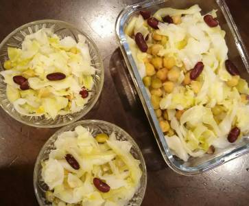 春キャベツと大豆の酢蒸し