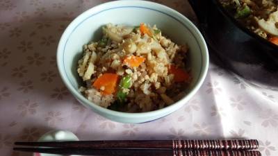 糸こんにゃくと 豚ひき肉のしょうが煮(混ぜご飯の素)