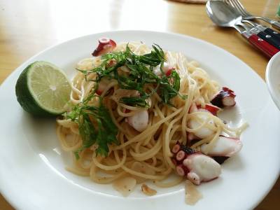 たことにんにくのパスタ