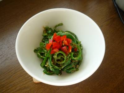 ピーマンのごまあえ