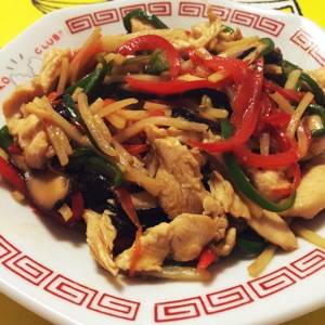 青椒肉絲(チンジャオロウスー)