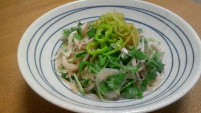 タイ風春雨サラダ 青唐酢風味