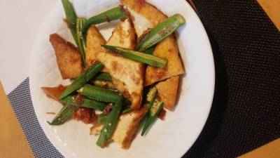 オクラと厚揚げのおかか炒め