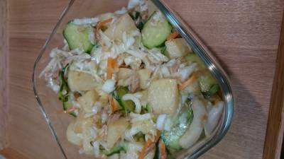 キャベツとツナのおかずサラダ