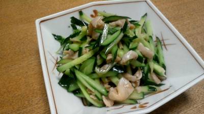 鶏皮ときゅうりのあえ物