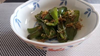 ピーマンのちりめんじゃこ炒め