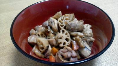 れんこんと鶏肉の煮物