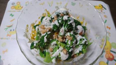 かぼちゃとブロッコリーのアーモンドサラダ