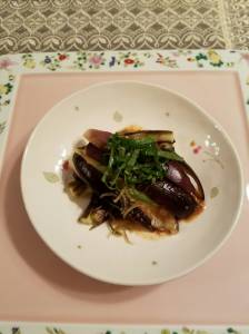 冷やしなすのごまソース