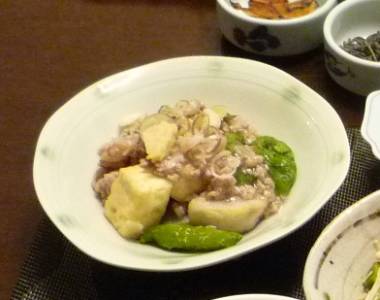 ねっとり里芋のそぼろあん