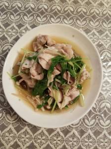 豚肉ときのこの煮物