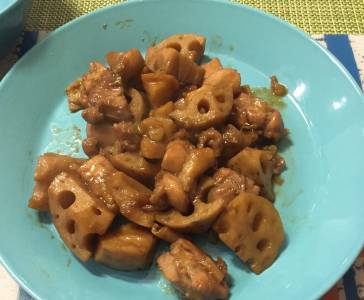 れんこんと鶏肉の煮物