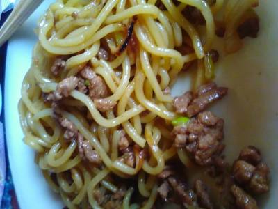 ピリ辛ひき肉焼きそば