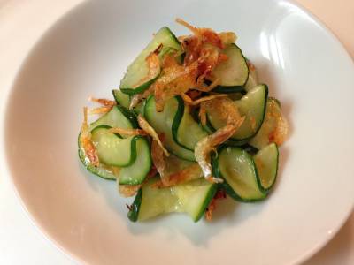 ズッキーニと桜えびの炒め物