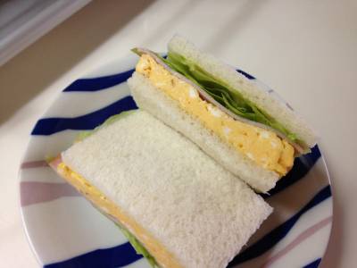 ハムエッグサンド