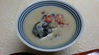 豆乳ココナッツ汁粉~プルーンと黒豆のアップルジンジャー煮で