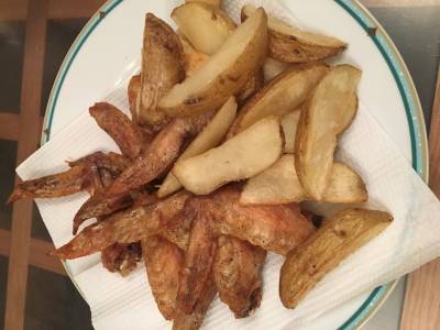 鶏手羽先のスパイス揚げ