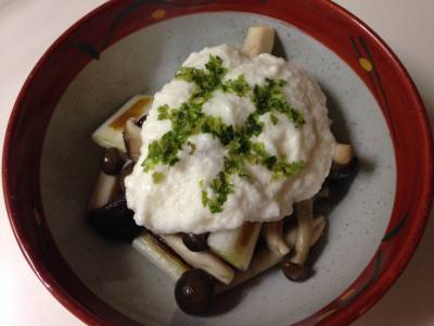 焼きねぎときのこの山かけ