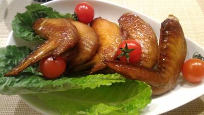 手羽先のにんにくじょうゆ焼き